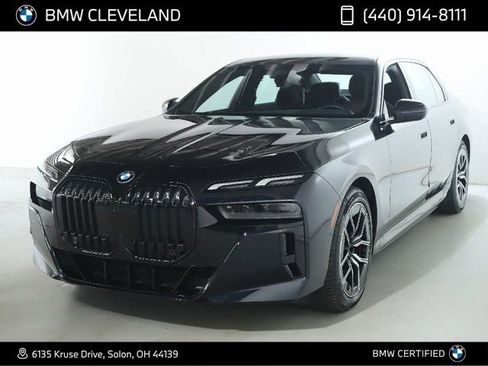 Certified 2023 BMW i7 xDrive60 image 1