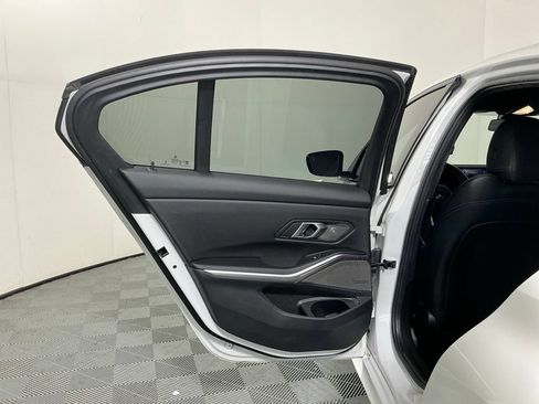 Certified 2025 BMW 330i Sedan w/ M Sport Package RWD image 24