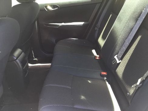Used 2017 Nissan Sentra S w/ S Style Package FWD image 5