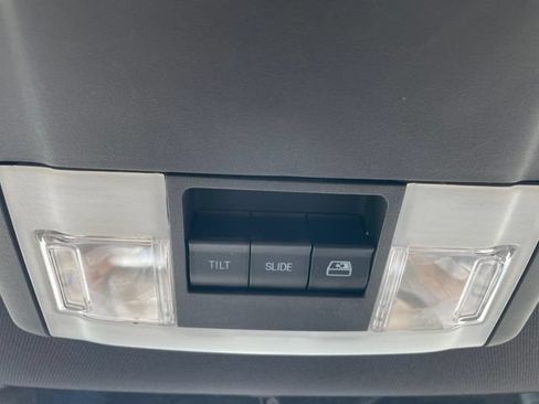 Used 2010 Ford F150 Platinum AWD/4WD image 18