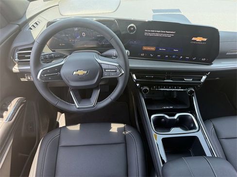 New 2026 Chevrolet Traverse LT w/ Driver Confidence Package image 11