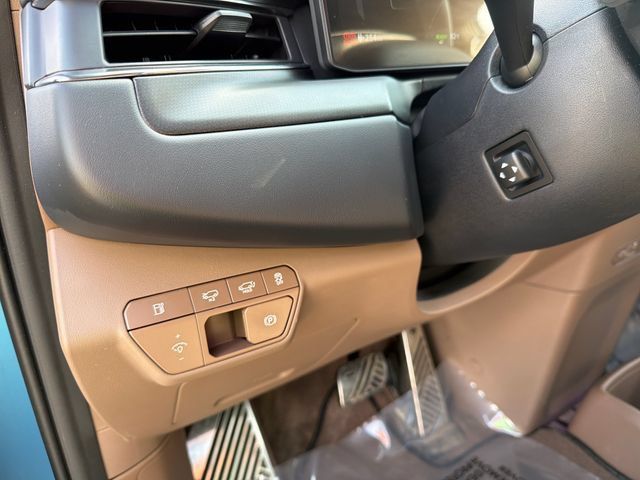 Used 2024 Kia EV9 GT-Line AWD/4WD image 13