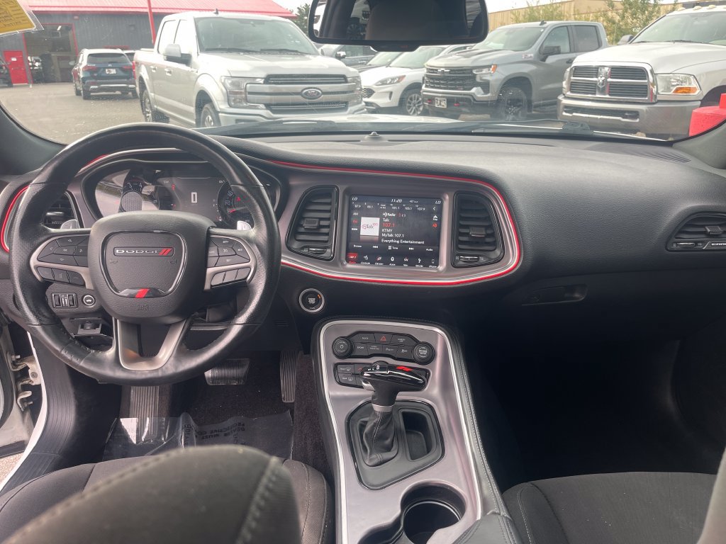 Used 2019 Dodge Challenger GT w/ Blacktop Package AWD/4WD image 18