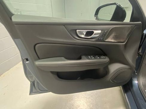 Used 2025 Volvo S60 B5 Plus AWD/4WD image 7