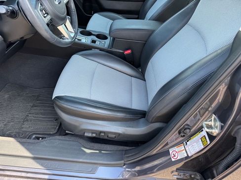 Used 2017 Subaru Legacy 2.5i Sport AWD/4WD image 6