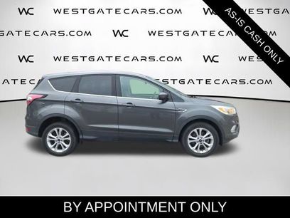 Used 2017 Ford Escape SE