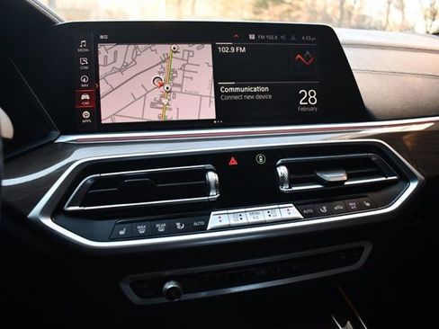 Used 2022 BMW X5 sDrive40i w/ Premium Package image 21