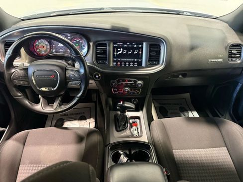 Used 2022 Dodge Charger R/T w/ Blacktop Package image 13
