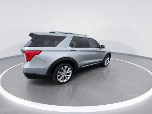 Used 2021 Ford Explorer Platinum w/ Equipment Group 601A AWD/4WD image 8