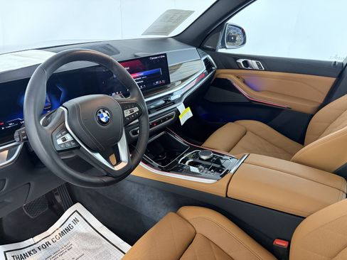 Certified 2026 BMW X5 xDrive40i w/ Climate Comfort Package AWD/4WD image 13