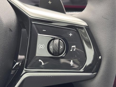 Used 2026 BMW 530i image 33