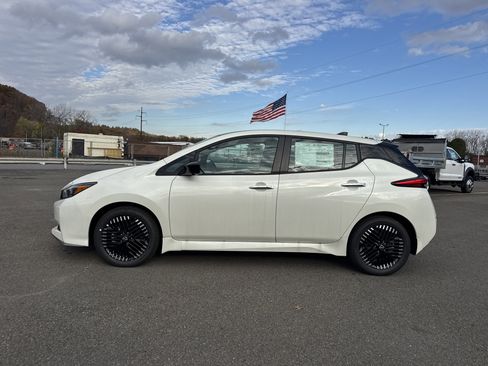 New 2025 Nissan Leaf SV Plus image 8