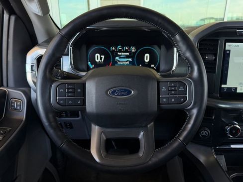 Used 2022 Ford F150 Lariat image 13