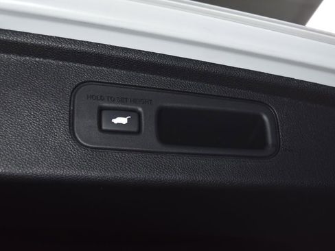 Used 2025 Honda Odyssey Elite image 38