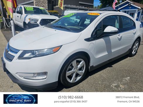 Used 2015 Chevrolet Volt w/ Enhanced Safety Package 1 FWD image 3