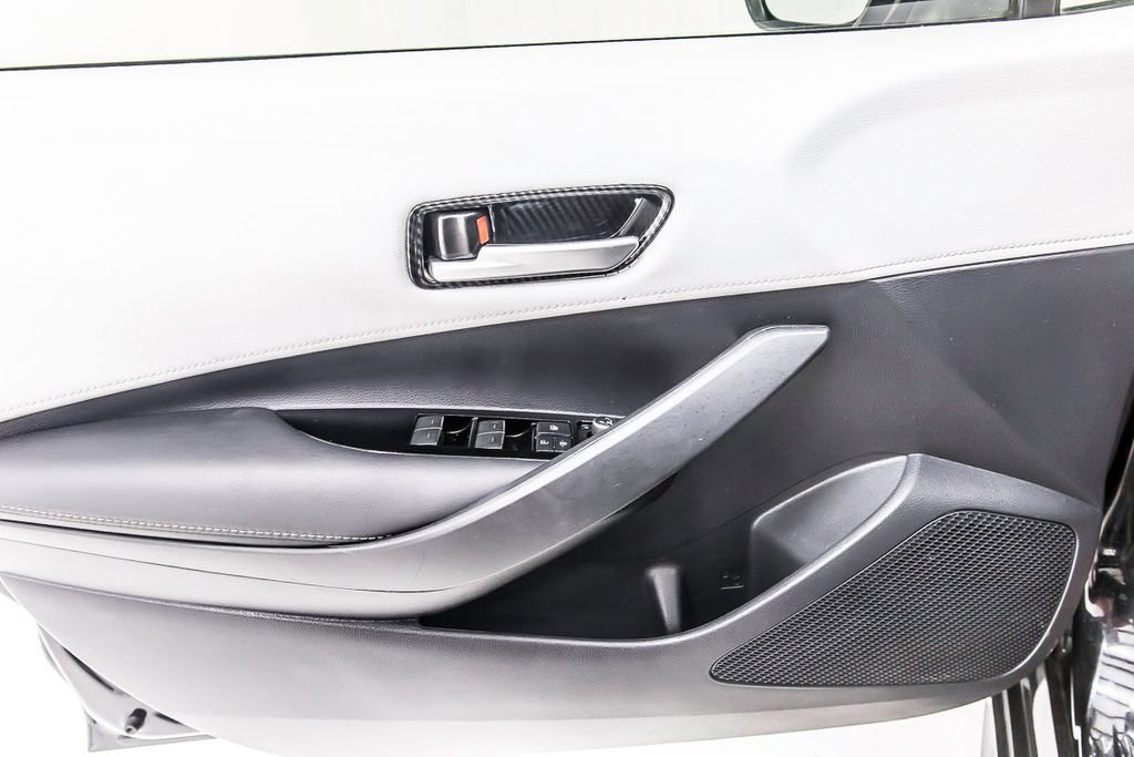 Used 2020 Toyota Corolla SE w/ SE Preferred Package FWD image 24