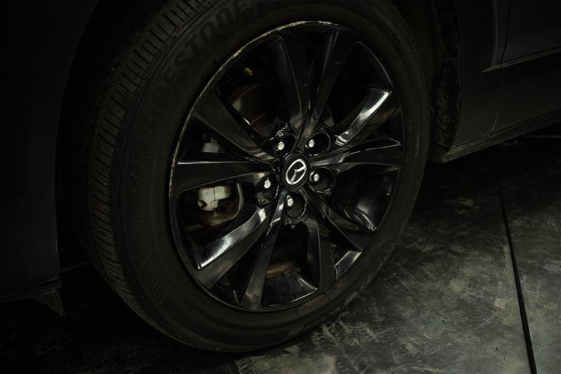 Used 2025 MAZDA CX-30 AWD 2.5 S w/ Preferred Package image 3