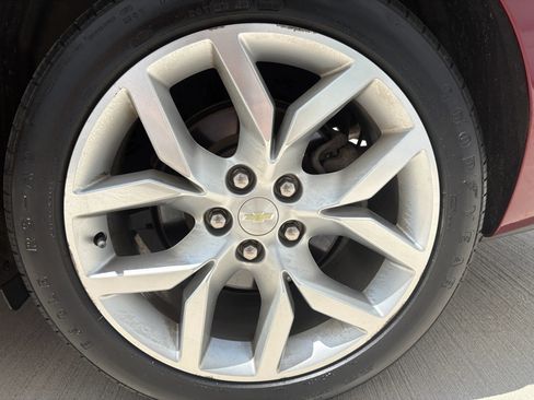 Used 2017 Chevrolet Impala Premier FWD image 39