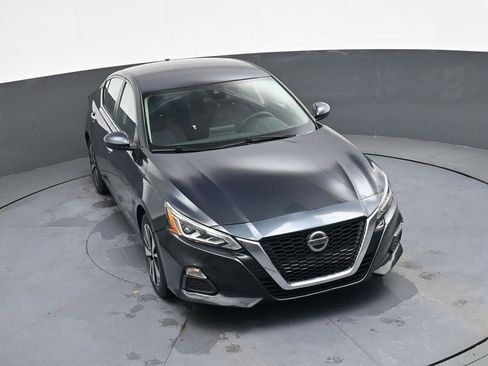 Used 2022 Nissan Altima 2.5 SV image 24