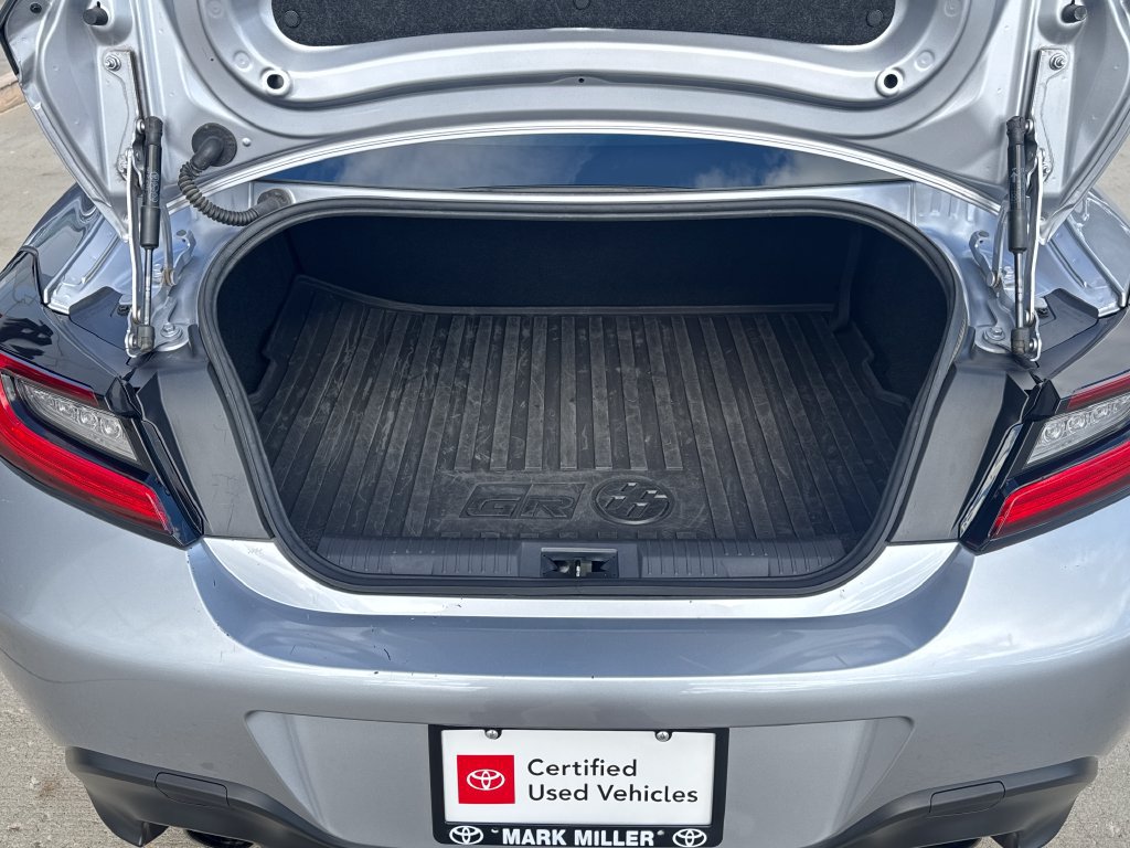Certified 2022 Toyota GR86 w/ ALL Weather Mat Package (TMS) RWD image 21