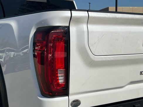 Used 2022 GMC Sierra 2500 Denali image 13