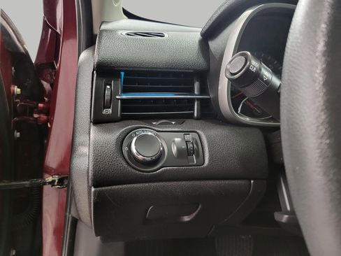 Used 2016 Chevrolet Malibu LT w/ Power Convenience Package image 11