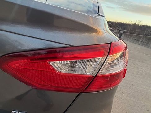 Used 2012 Ford Focus SE image 13