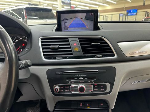 Used 2016 Audi Q3 2.0T Prestige w/ Prestige Package image 27