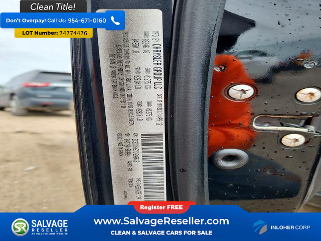 Used 2012 Dodge Challenger SXT RWD image 16