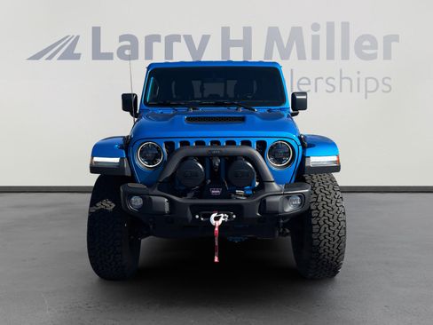 Used 2023 Jeep Gladiator Mojave w/ LED Lighting Group AWD/4WD image 8