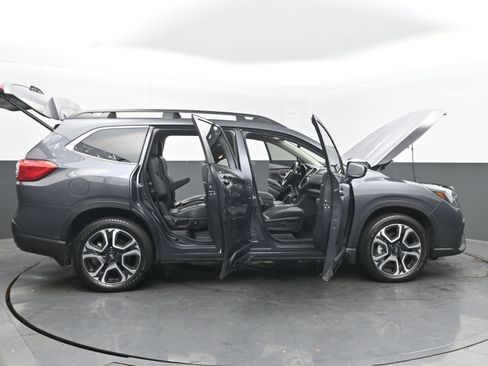 Used 2024 Subaru Ascent Limited image 46
