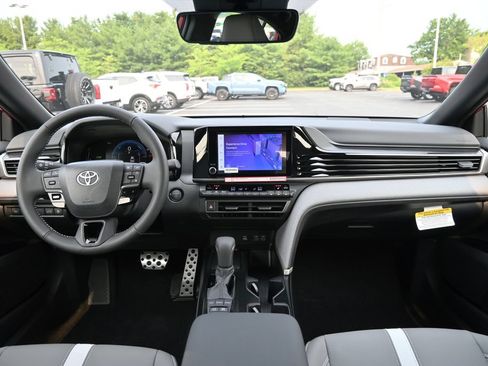 New 2026 Toyota Camry SE w/ Convenience Package AWD/4WD image 17