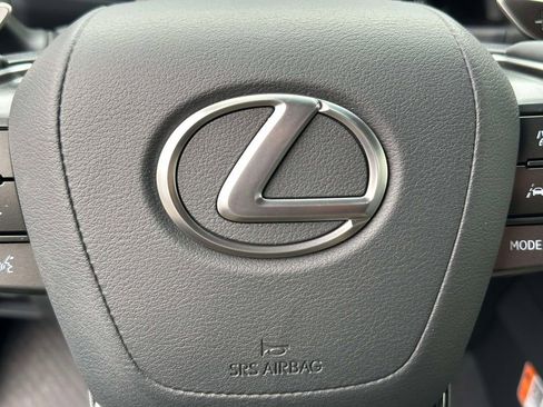 New 2026 Lexus LX 600 4WD w/ Luxury Package image 18