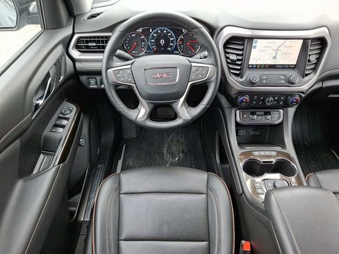 Used 2023 GMC Acadia AT4 w/ Technology Package image 13