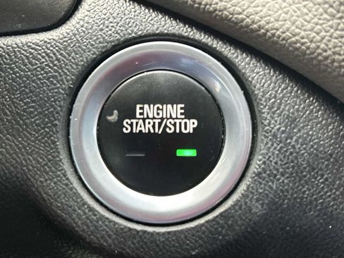 Used 2019 Chevrolet Equinox LS FWD image 20