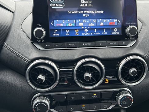 Used 2023 Nissan Sentra SV image 29