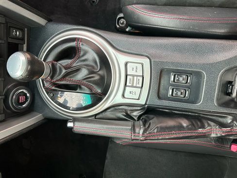 Used 2014 Subaru BRZ Limited w/ Popular Package #2B image 21