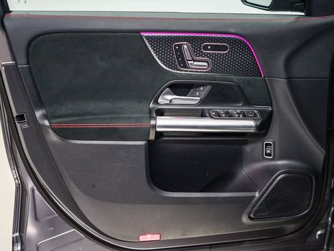 Used 2025 Mercedes-Benz GLA 250 image 19