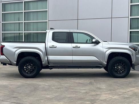 New 2026 Toyota Tacoma SR5 image 3