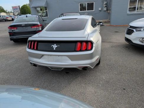 Used 2015 Ford Mustang Coupe w/ Equipment Group 051A RWD image 9