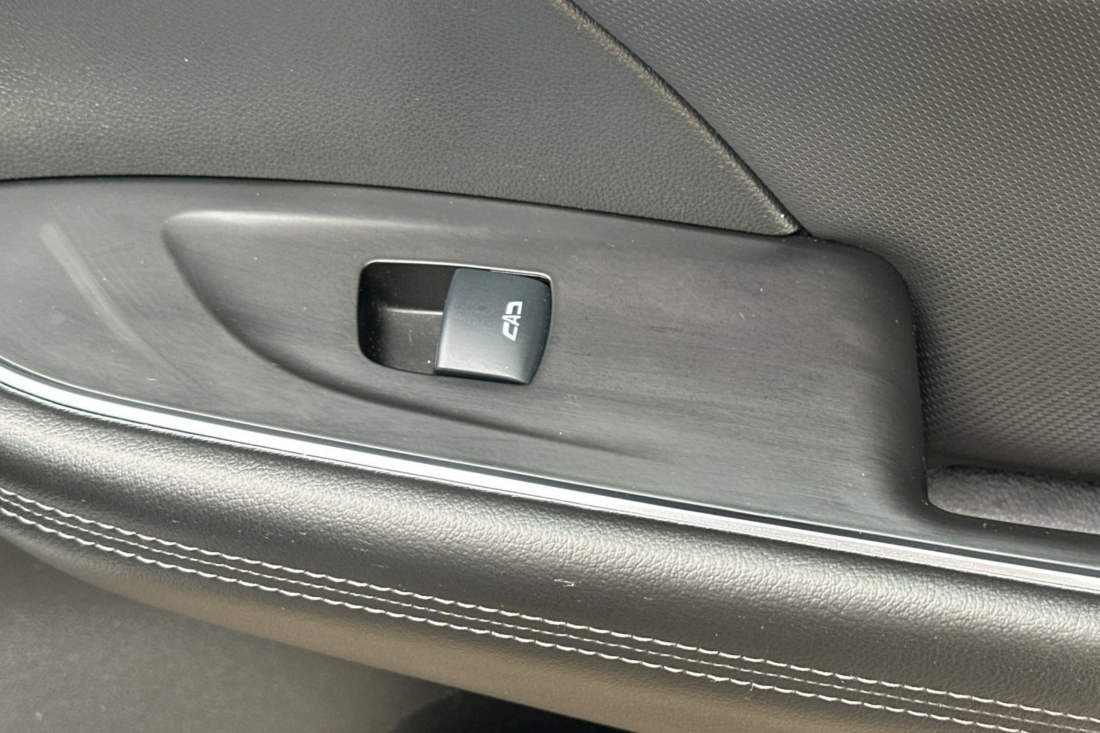 Used 2024 Buick Envision Preferred AWD/4WD image 22