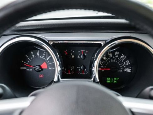 Used 2007 Ford Mustang GT Premium RWD image 10