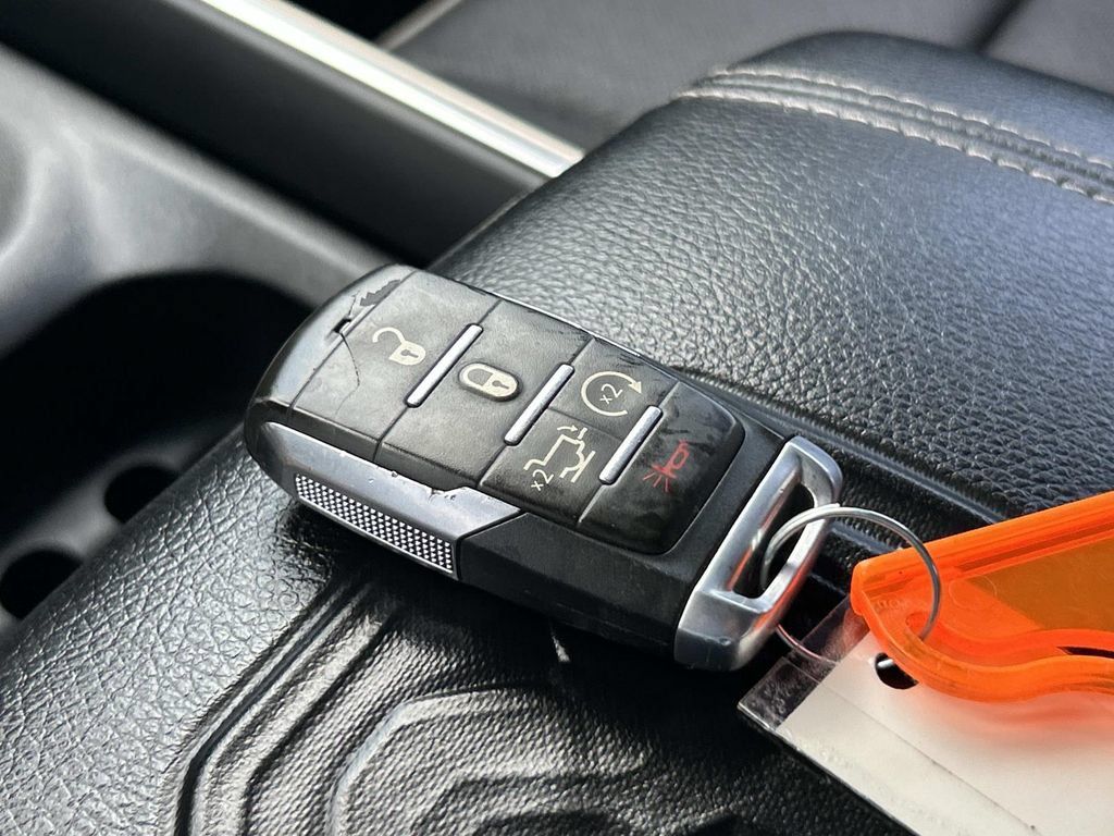 Used 2019 RAM 1500 Laramie AWD/4WD image 44