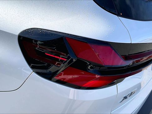 New 2026 BMW 330i Sedan w/ M Sport Package image 14