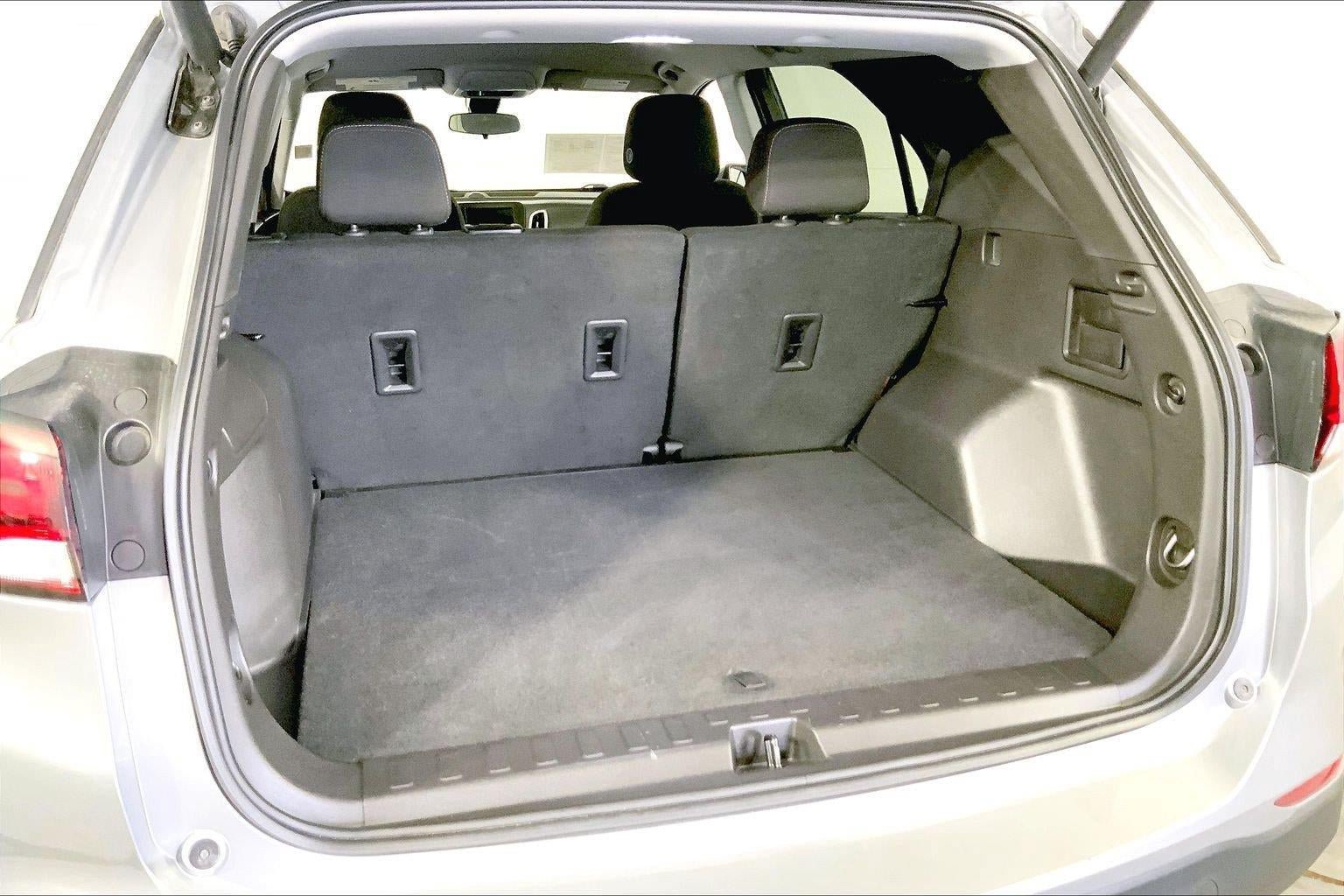 Used 2024 Chevrolet Equinox LT AWD/4WD image 4