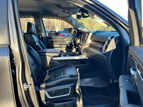 Used 2022 RAM 1500 Laramie AWD/4WD image 22