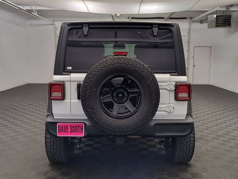 Used 2026 Jeep Wrangler Unlimited Sport AWD/4WD image 10