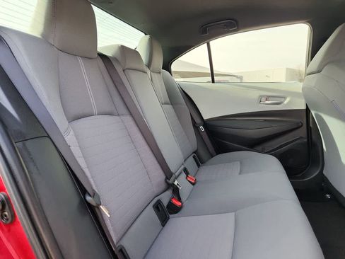 Used 2022 Toyota Corolla SE image 17