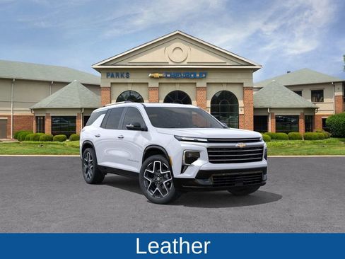 New 2026 Chevrolet Traverse High Country image 2