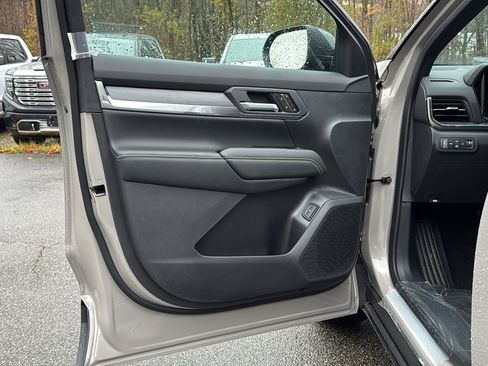 New 2026 GMC Terrain Elevation w/ Elevation Premium Package image 6